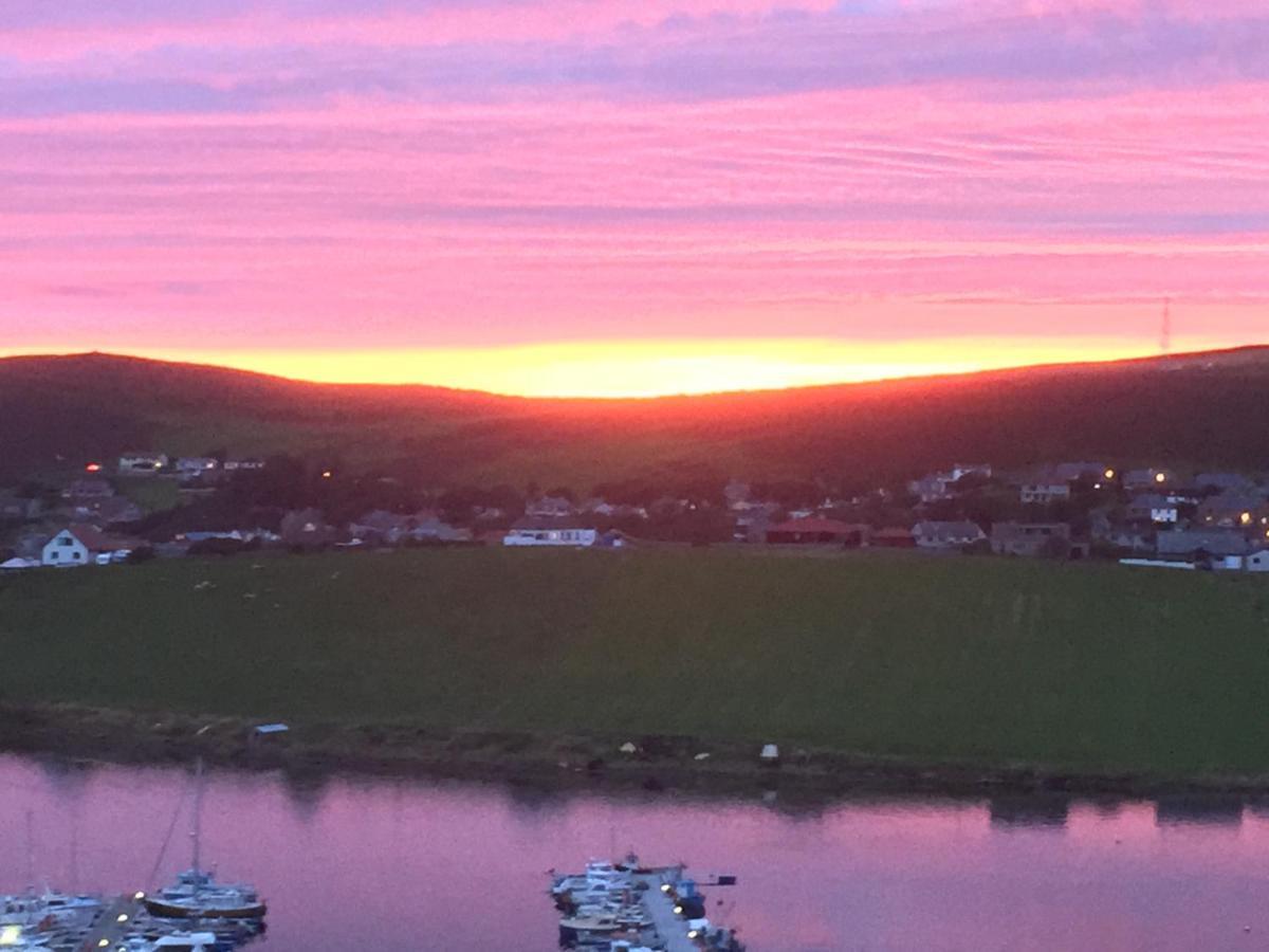 Easterhoull Chalets Scalloway エクステリア 写真